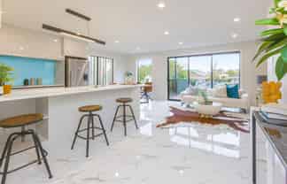2/14 Tomuri Place, Mount Wellington