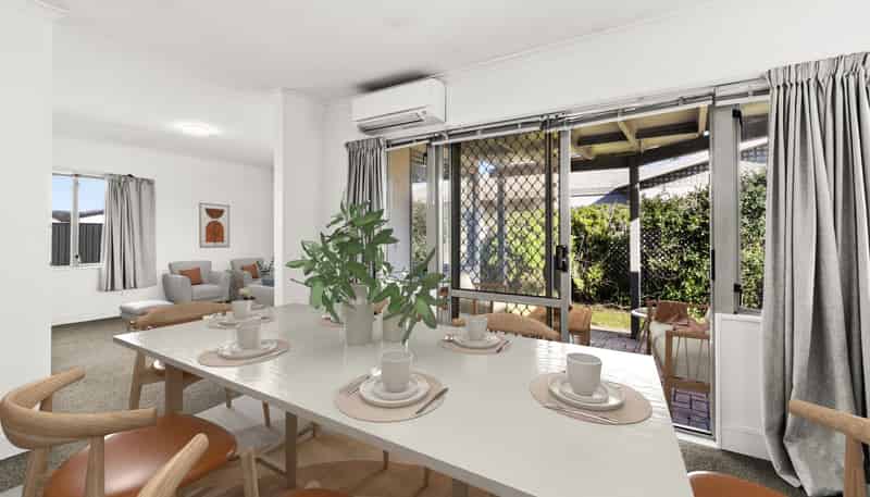 2/52 Te Aute Road, Havelock North