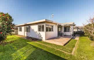 2/52 Te Aute Road, Havelock North