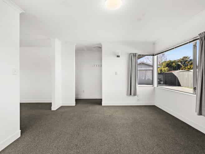 2/52 Te Aute Road, Havelock North