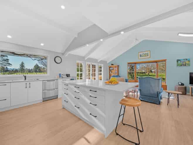 338 Manaia Road, Homebush