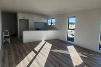 24 Stackwood Avenue, Woodend