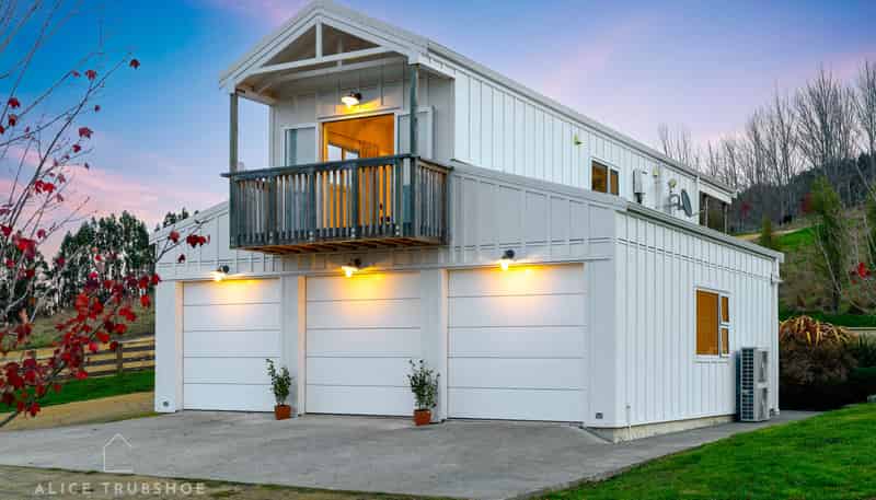 1839G Longbush Road, Longbush