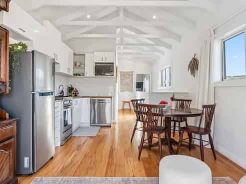 1839G Longbush Road, Longbush