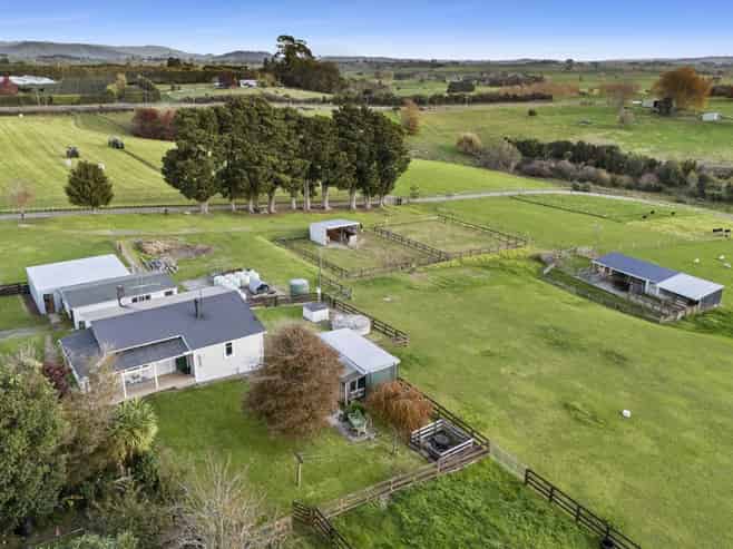 418 Parklands Road, Rotoorangi