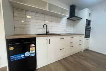 B6/13 Palm Grove, Berhampore