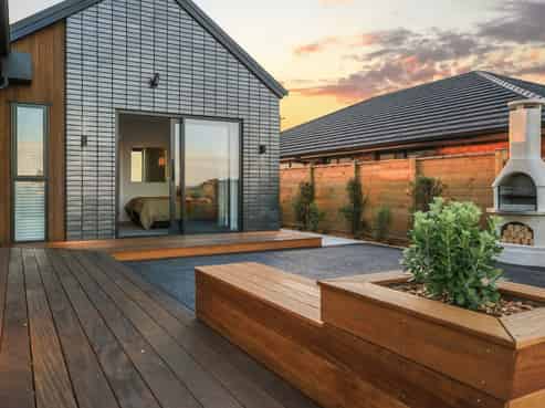 25 Oralee Terrace, Peacocke