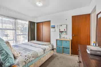 2/10 Hunter Street, Hamilton Lake