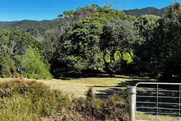 21 Sandhills Road, Great Barrier Island