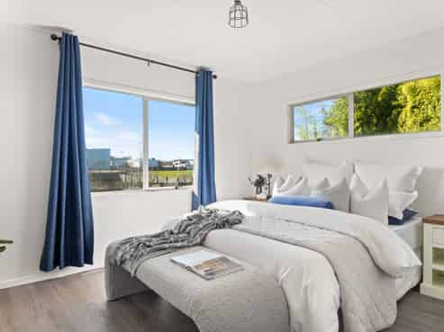 15B Kaka Street, Western Heights