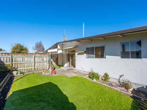4/804 Miller Street, Hastings