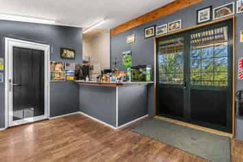 124 Gray Road, Kamo