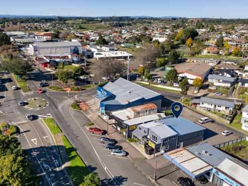 Split-Risk Investment on Prime Arterial Route