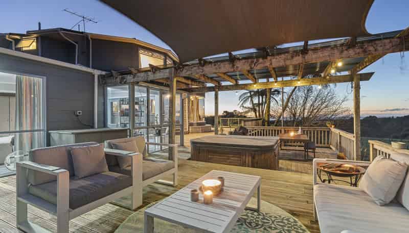 647 Plymouth Road, Koru