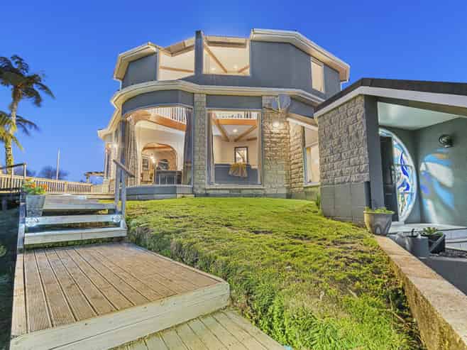 647 Plymouth Road, Koru