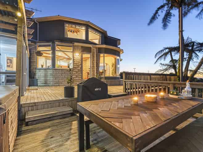 647 Plymouth Road, Koru