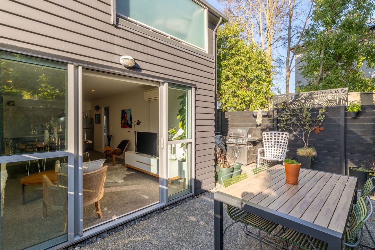 Ground-Floor Living Inner-City Ease with Carpark - Widok 2