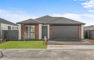 21 Adamite Drive, ROLLESTON