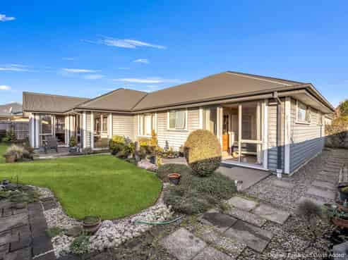 28 Northwater Drive, Northwood