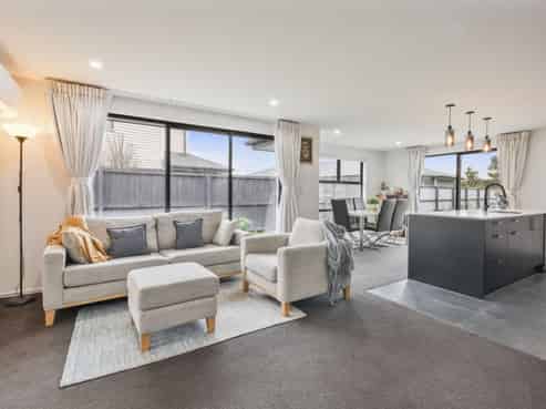 11 Clonbunny Close, Rolleston