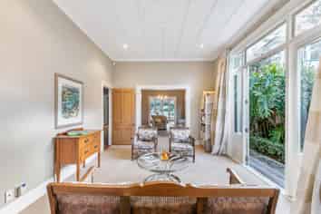133 Owens Road, Epsom