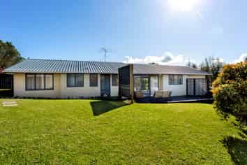 3 Amberly Rise, Helensville