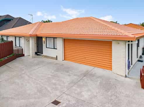 2/16 Travers Place, Northpark