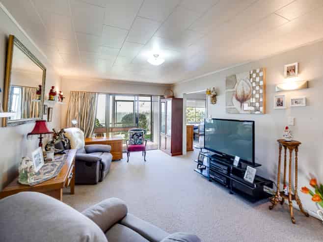 4/92 Guppy Road, Greenmeadows