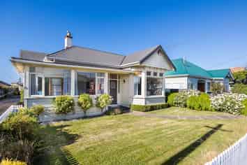 165 Bay View Road, South Dunedin