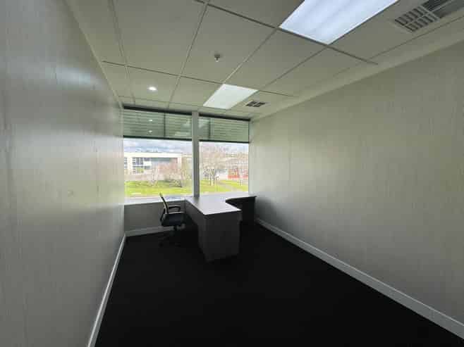 AFFORDABLE AND REFURBISHED ALBANY OFFICE
