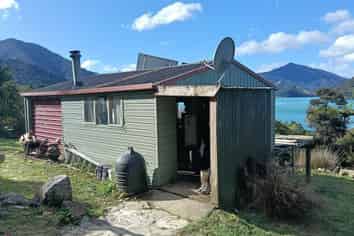  Whatanihi Bay, Mahau Sound