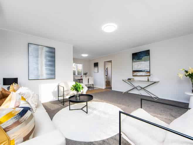 8 Katrina Place, Massey