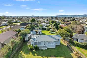 17 Roosevelt Road, Western Heights
