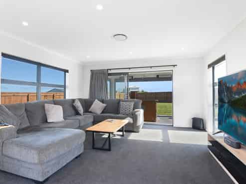 4 Rosemount Road, Waverley