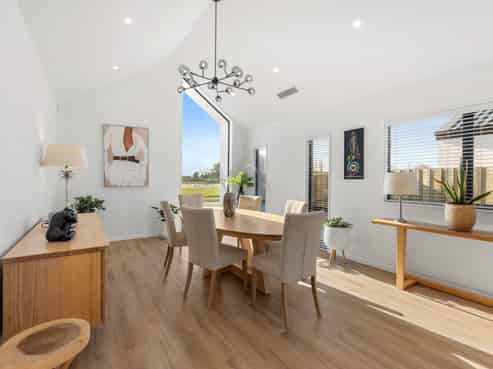 16 Paradise Way, Halswell
