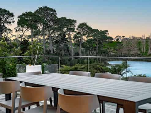 39 Elliot Street, Riverhead