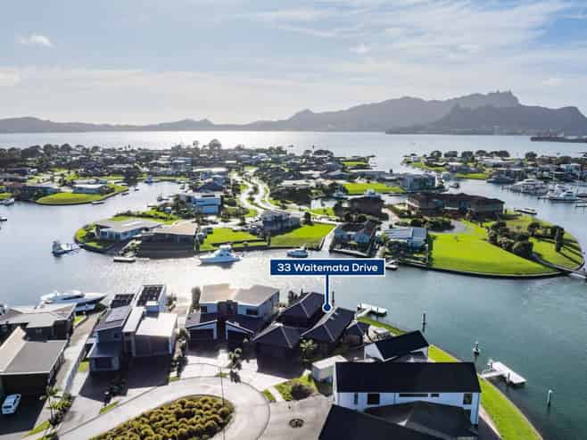 33 Waitemata Drive, One Tree Point