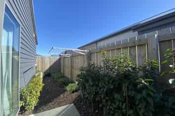 8A Peasmoor Road, Lower Shotover