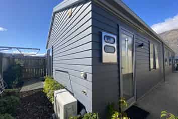 8A Peasmoor Road, Lower Shotover