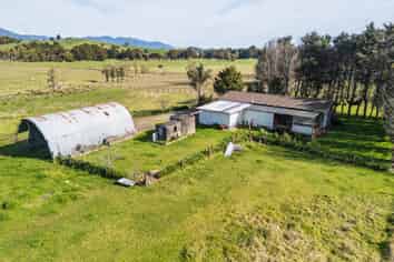142 Roger Road, Taheke