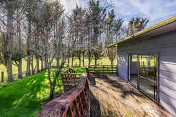 142 Roger Road, Taheke