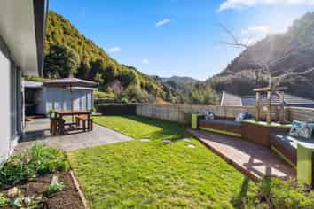 72 Riverstone Drive, Riverstone Terraces