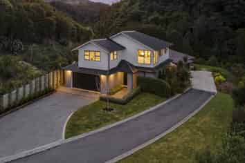 72 Riverstone Drive, Riverstone Terraces