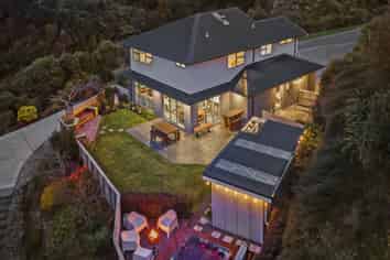 72 Riverstone Drive, Riverstone Terraces