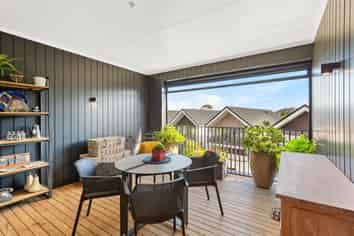 86 Rangihina Road, Hobsonville