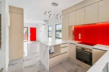 5/1 Sandra Ave, Otara