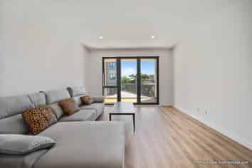 11/70 Killarney Street, Takapuna