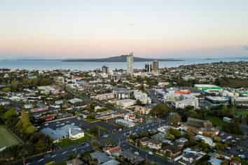 4/70 Killarney Street, Takapuna