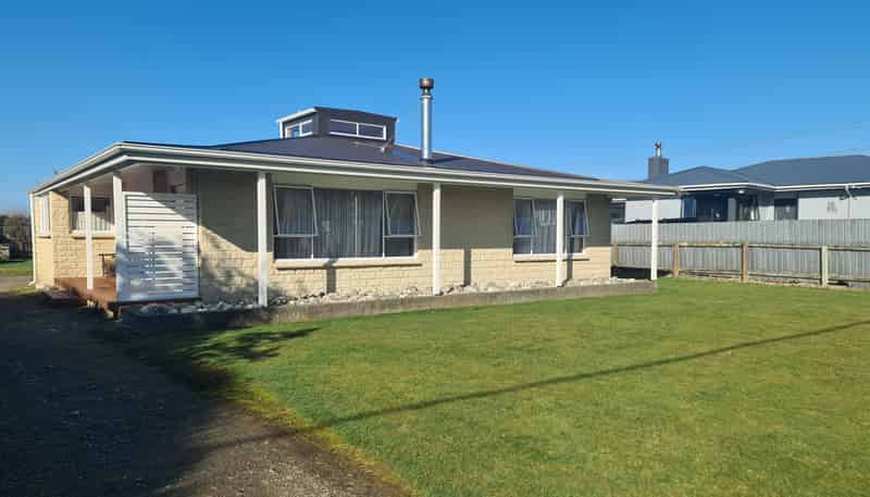 27 John Street, Riverton
