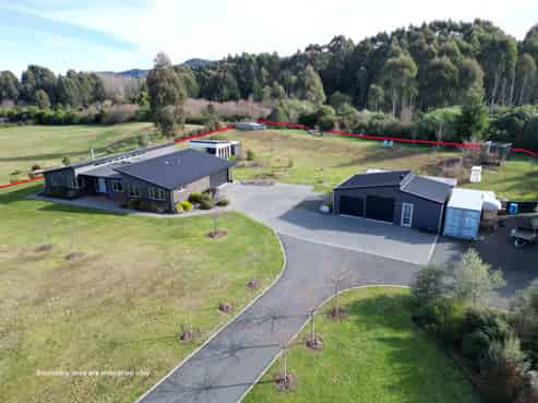 24 Oakdale Drive, Kinloch
